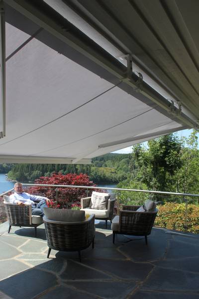 Hovedbilde Markise - Bredde fra 360 til 410 cm x utfall 260 cm