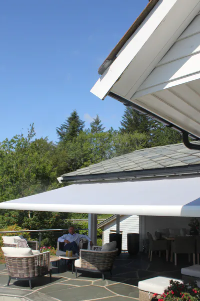 Hovedbilde Markise - Bredde fra 595 til 650 cm x utfall 360 cm