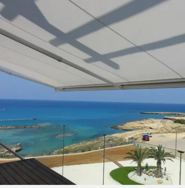 Hovedbilde Semi-Kassetmarkise, Bredde 310-350 cm x  260 utfall